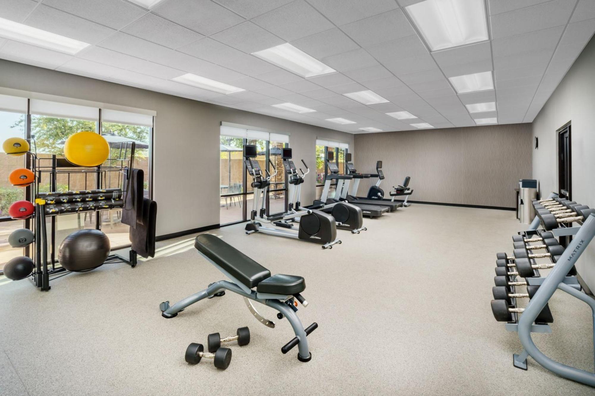 Courtyard By Marriott Phoenix Mesa Gateway Airport Extérieur photo
